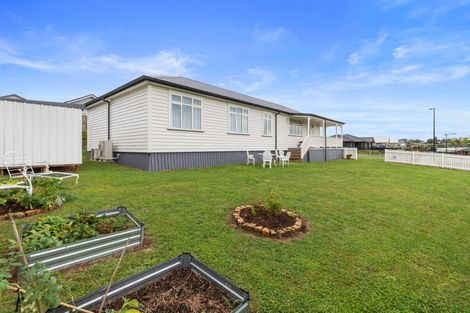 Photo of property in 21 Bragato Way, Te Kauwhata, 3710