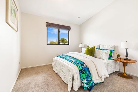 Photo of property in 72 Gunner Drive, Te Atatu Peninsula, Auckland, 0610