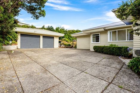 Photo of property in 111 Miromiro Road, Normandale, Lower Hutt, 5010