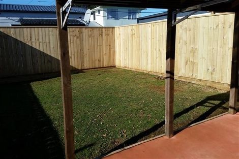 Photo of property in 15 Manu Crescent, Upper Vogeltown, New Plymouth, 4310