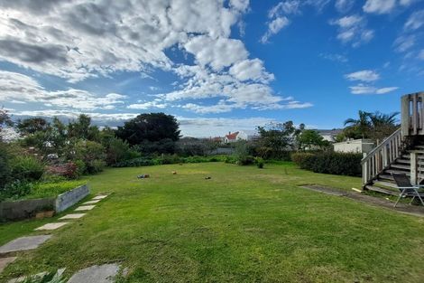 Photo of property in 5 Weona Place, Westmere, Auckland, 1022