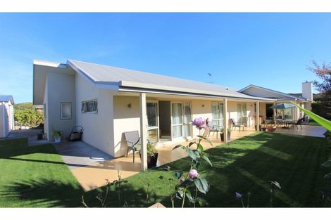 Photo of property in 20 Magnolia Drive, Springlands, Blenheim, 7201