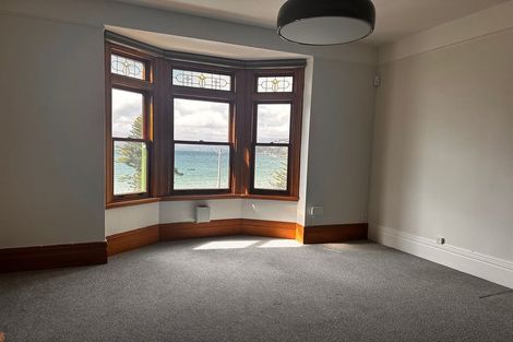 Photo of property in 186 Oriental Parade, Oriental Bay, Wellington, 6011
