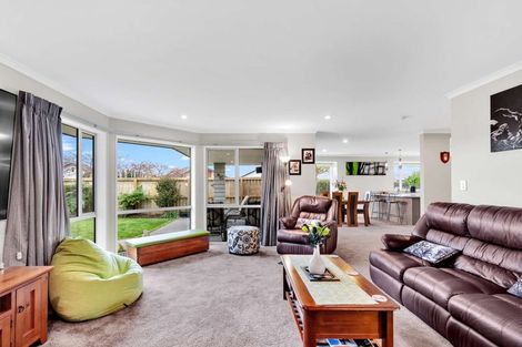 Photo of property in 15 Sutherland Drive, Kaiapoi, 7630