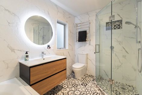 Photo of property in 10 Hea Road, Hobsonville, Auckland, 0616