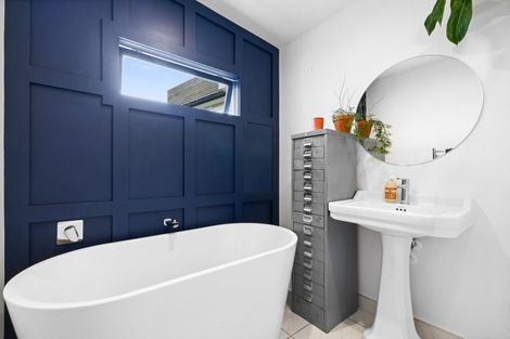 Photo of property in 14 Colenso Avenue, Hospital Hill, Napier, 4110