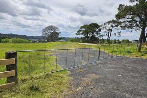 Photo of property in 683 Ridge Road, Riverhead, 0793