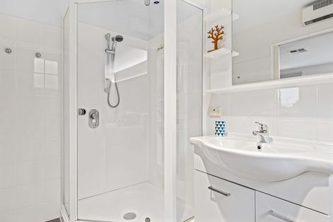 Photo of property in 8 Lady Polson Lane, Cashmere, Christchurch, 8022