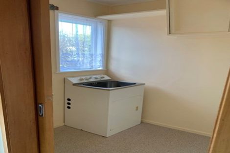 Photo of property in 58 Cardiff Road, Pakuranga, Auckland, 2010