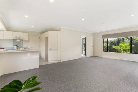 Photo of property in 59a Reelick Avenue, Pakuranga Heights, Auckland, 2010