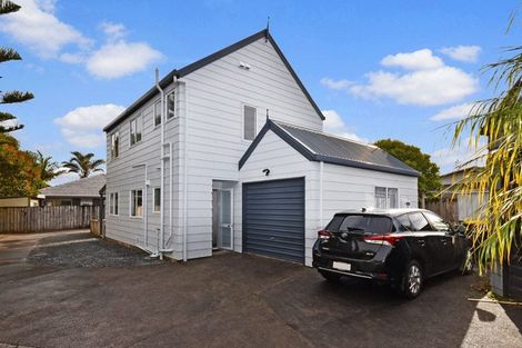 Photo of property in 1/56a Youngs Road, Papakura, 2110