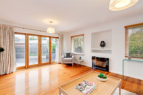 Photo of property in 8 Trist Place, Edgeware, Christchurch, 8013