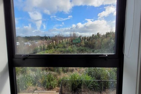 Photo of property in 20 Equine Way, Brookfield, 3110