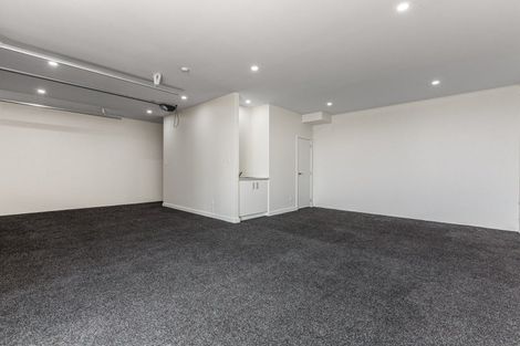 Photo of property in 8b Crispe Road, Clarks Beach, 2122