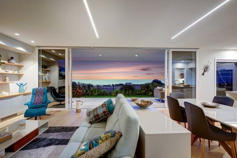 Photo of property in 135 North Shore Road, Eskdale, Napier, 4182