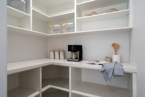 Photo of property in 2 Keri Rua Road, Leamington, 3495