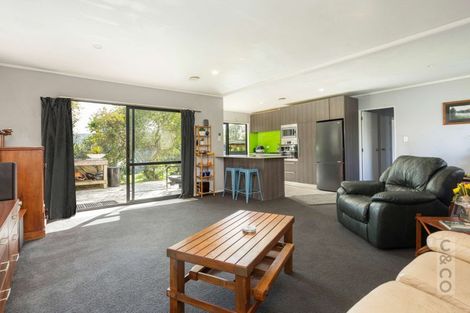 Photo of property in 836 Old North Road, Waimauku, 0882