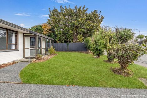 Photo of property in 38 Oakhampton Street, Hornby, Christchurch, 8042