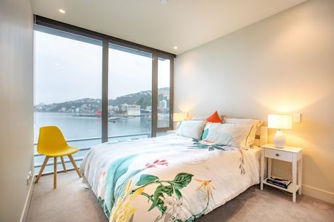 Photo of property in Clyde Quay Wharf, 2a/6 Clyde Quay Wharf, Te Aro, Wellington, 6011