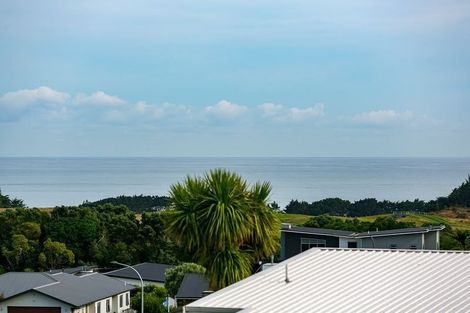 Photo of property in 3 Sunset Street, Bell Block, New Plymouth, 4312