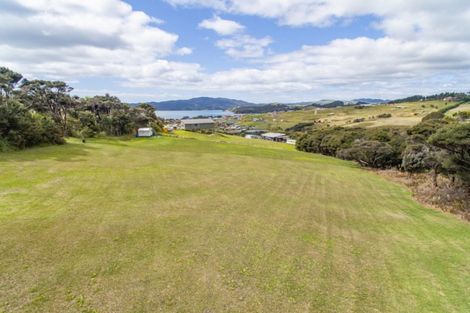 Photo of property in 1 Pekama Drive, Cable Bay, 0420