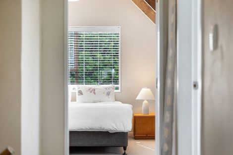 Photo of property in 11 Renata Road, Otaki, 5512