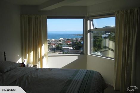 Photo of property in 28 Lerwick Terrace, Melrose, Wellington, 6023