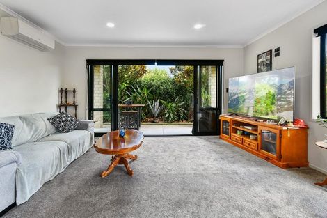 Photo of property in 27 Searle Drive, Patumahoe, Pukekohe, 2679