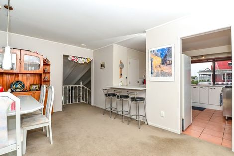 Photo of property in 110 Amanda Avenue, Dinsdale, Hamilton, 3204