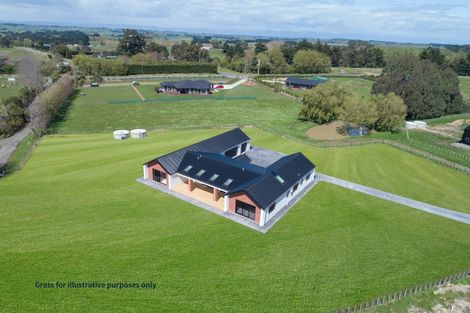 Photo of property in 11 Te Kahu Lane, Halcombe, Feilding, 4779