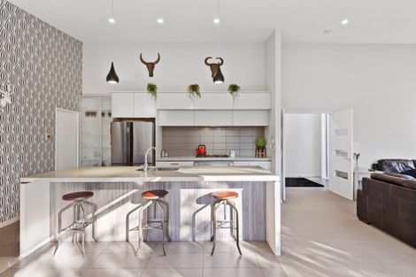 Photo of property in 11 Prebblewood Drive, Prebbleton, 7604