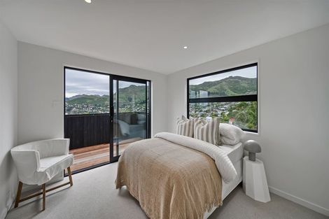 Photo of property in 7 Reserve Terrace, Lyttelton, 8082