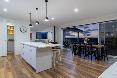 Photo of property in 15 Damien Place, Ohauiti, Tauranga, 3112