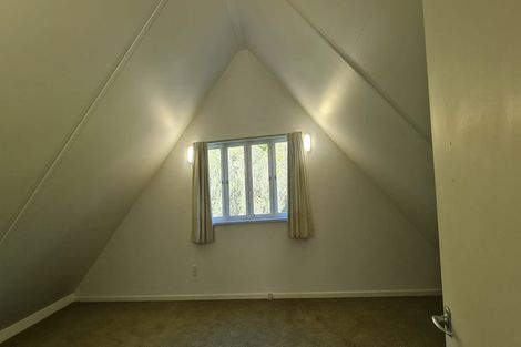 Photo of property in 11 Shortland Place, Havelock North, 4130