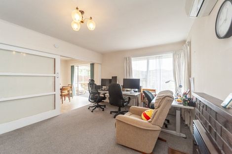 Photo of property in 48 Tarawera Road, Johnsonville, Wellington, 6037