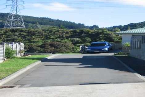 Photo of property in 45a Kirton Drive, Riverstone Terraces, Upper Hutt, 5018