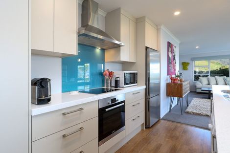 Photo of property in 2 Crown Terrace, Britannia Heights, Nelson, 7010