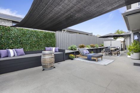 Photo of property in 6 Sample Road, Albany, Auckland, 0632