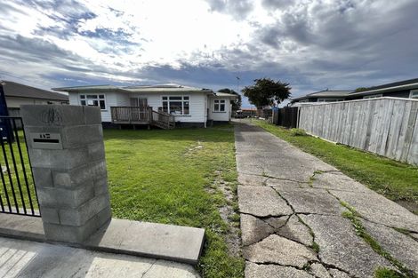Photo of property in 14 Carlisle Street, Levin, 5510