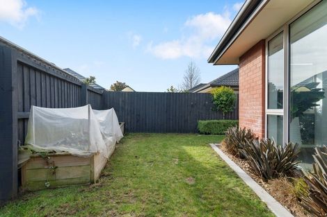 Photo of property in 11 Globe Bay Drive, Templeton, Christchurch, 8042