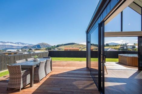 Photo of property in 69 Farrant Drive, Wanaka, 9305
