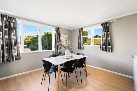 Photo of property in 32 Croall Crescent, St Andrews, Hamilton, 3200