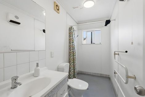 Photo of property in 75 Mandeville Street, Riccarton, Christchurch, 8011