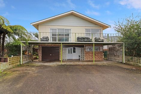 Photo of property in 2 Princess Street, Dannevirke, 4930