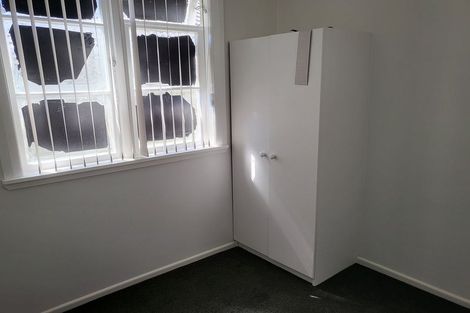 Photo of property in 4a Ngahina Street, Paraparaumu, 5032