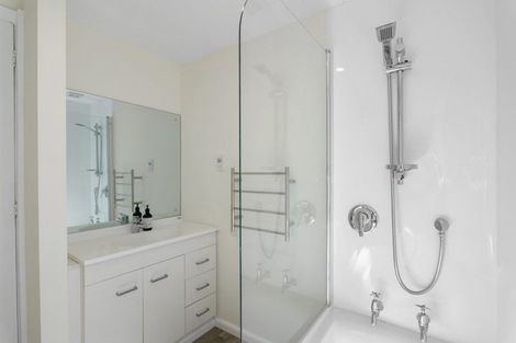 Photo of property in 4 Rotten Row, Waikuku Beach, 7473