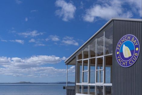 Photo of property in 15 Opou Road, Titirangi, Auckland, 0604