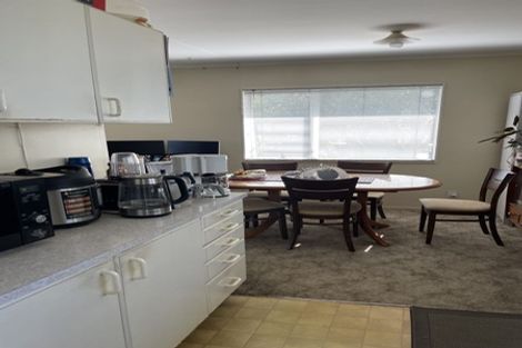 Photo of property in 83 Lynwood Road, New Lynn, Auckland, 0600