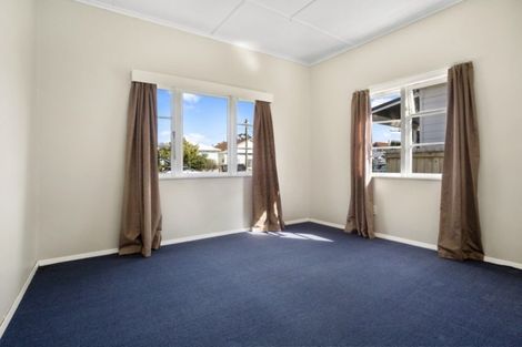 Photo of property in 7 Huia Street, Petone, Lower Hutt, 5012