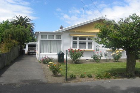 Photo of property in 6 Norwood Street, Beckenham, Christchurch, 8023